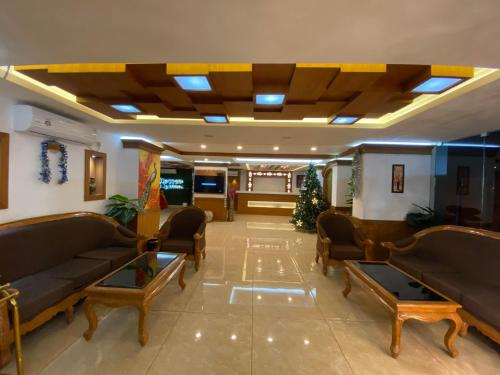 Utsavam Hotel Apartments, Thrissur