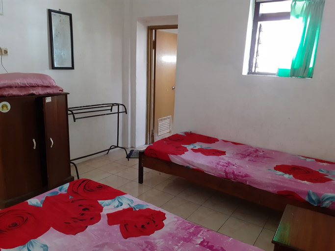 SPOT ON 2422 Hotel Moga Sari, Situbondo