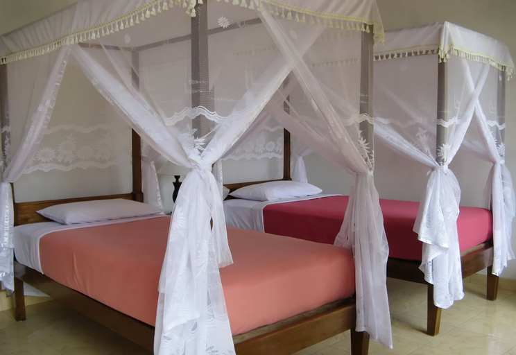 KARANG SARI Guesthouse & Restaurant, Buleleng