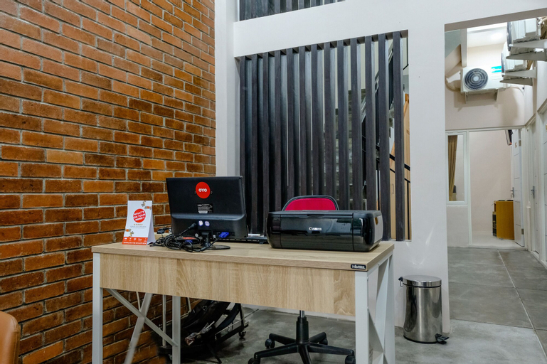OYO 1595 Javas Guest House, Malang