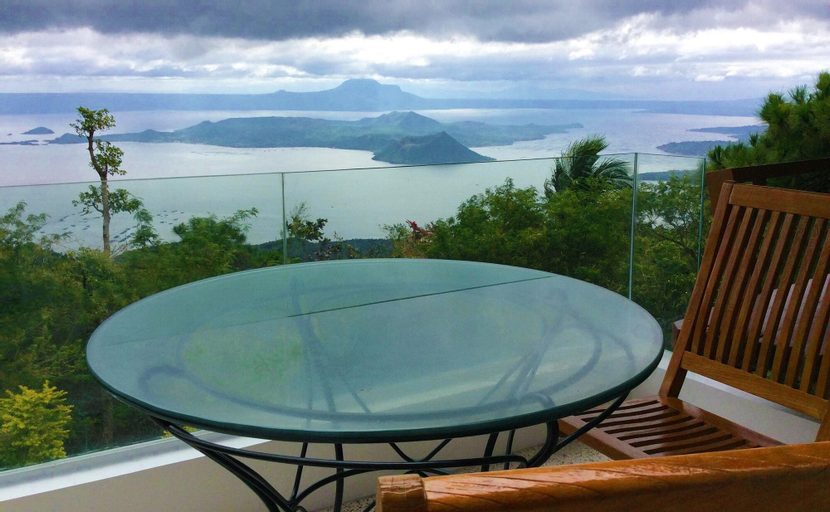 Sport & Beauty 3, The Carmelence View Villa, Tagaytay City