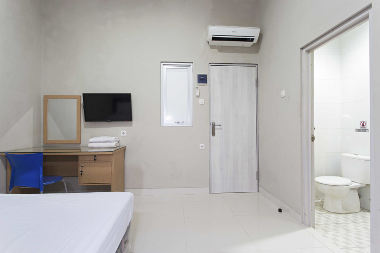 RedDoorz @ Mangga Besar 2, West Jakarta