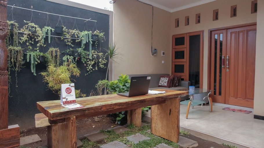 OYO 1692 Villa Akbar 3., Malang