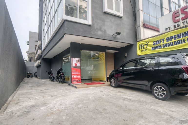 RedDoorz Plus @ Cideng Timur, Jakarta Pusat
