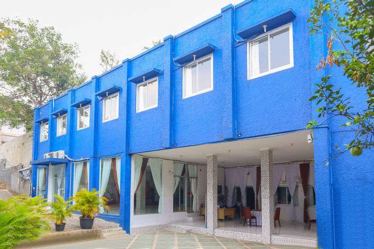 OYO 1967 Hotel House of Eva Syariah Near Rumah Sakit Umum Daerah Jagakarsa, South Jakarta