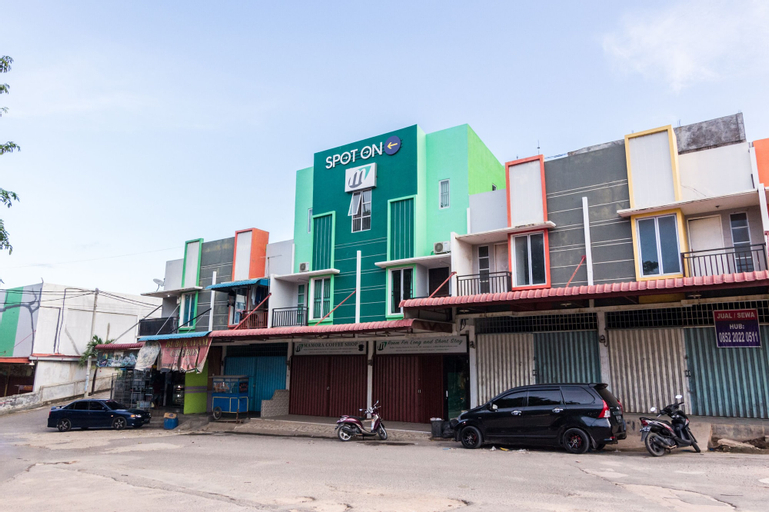 OYO 1917 Mamora Homestay, Batam