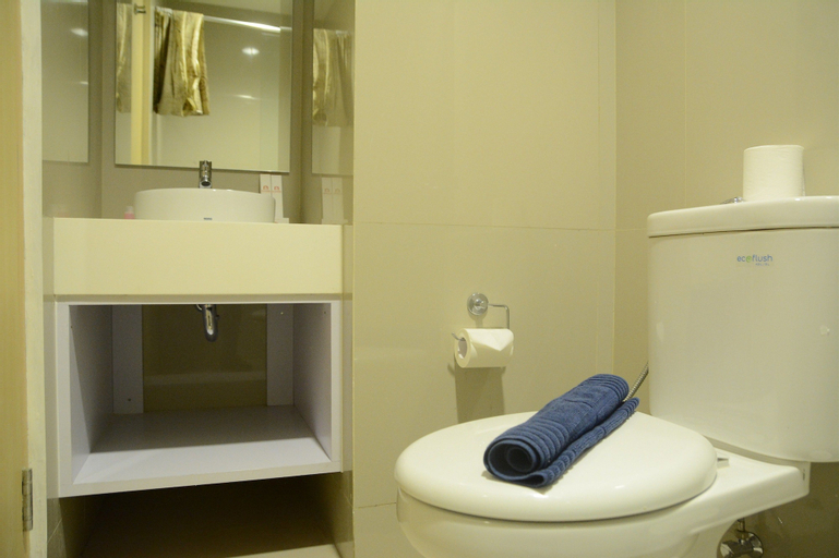 Brand New Studio Tree Park Apartment near ICE BSD By Travelio, South Tangerang