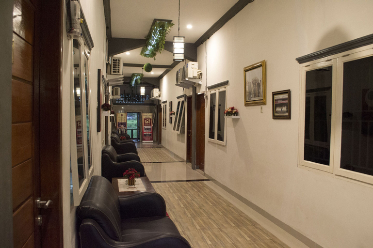 OYO 1500 Mh Homestay, Central Tapanuli