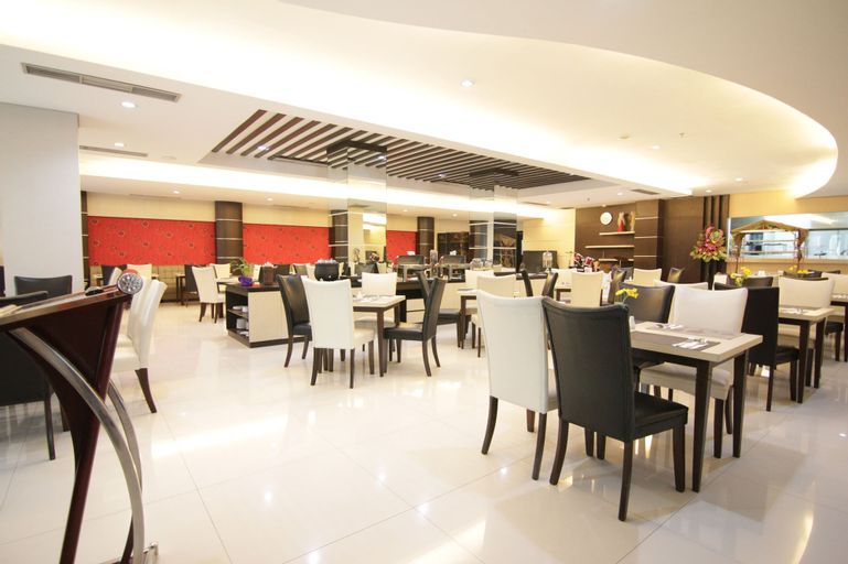 Megaland Hotel Solo, Solo