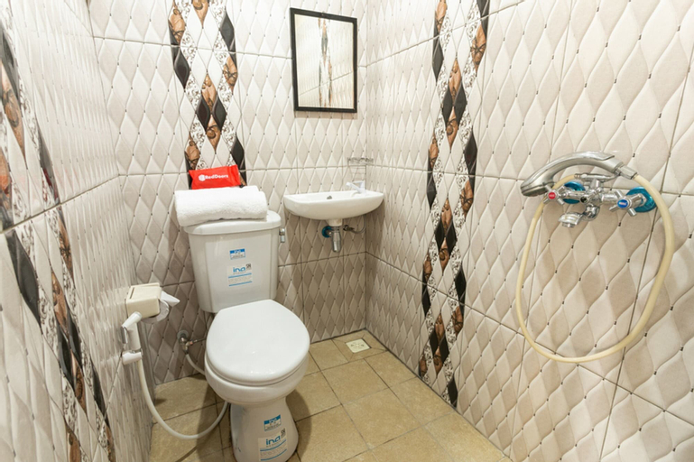 RedDoorz Syariah near Stadion Manahan Solo 2, Solo