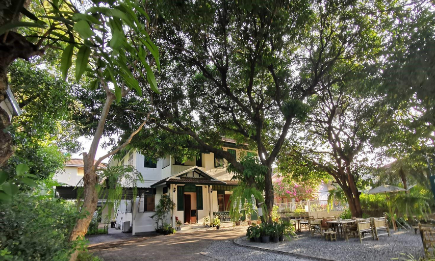 24 Samsen Heritage House, Dusit