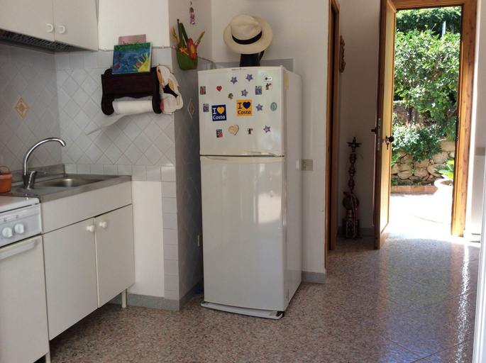 Others 4, Villa Terrazzo Dei Pini, Palermo