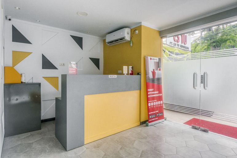 RedDoorz Plus @ Cideng Timur, Jakarta Pusat