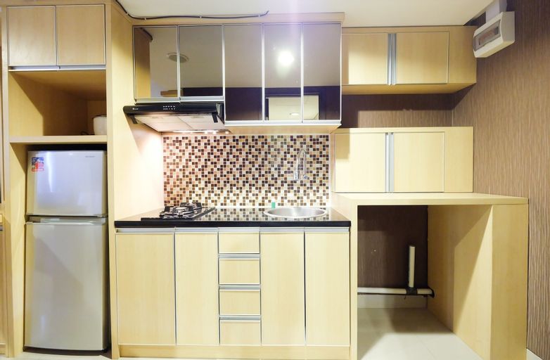 Comfortable and Modern Studio Apartment near Cawang and MT Haryono By Travelio, East Jakarta