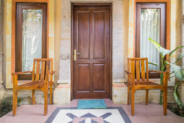 OYO 2404 Arca Guest House, Denpasar