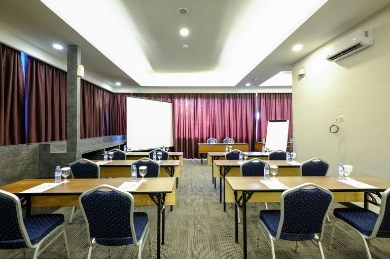 deSatu Hotel Medan, Medan