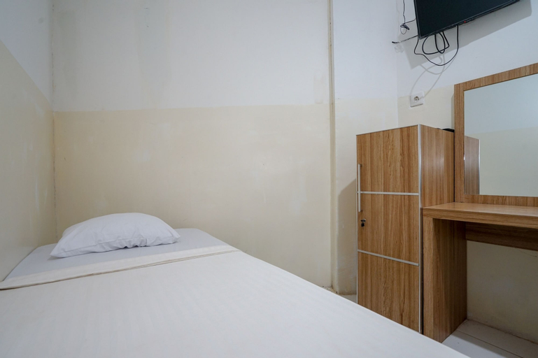 SPOT ON 2294 Mega Kost, Palembang