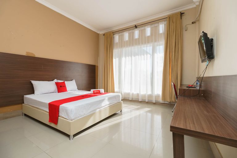 RedDoorz @ Hotel Putri Gading Bengkulu, Bengkulu