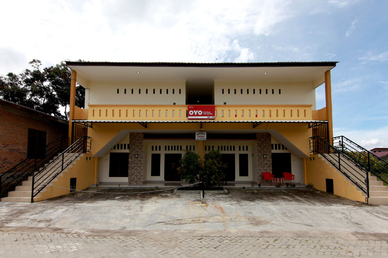 OYO 1694 Pariban Homestay, Samosir