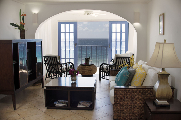 Public Area 2, South Ocean Villa 402