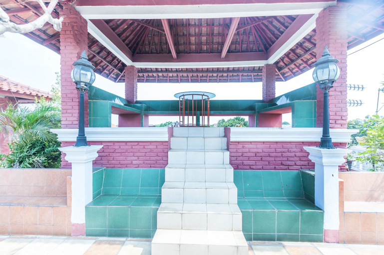 OYO 1424 Guntary Residence, East Jakarta