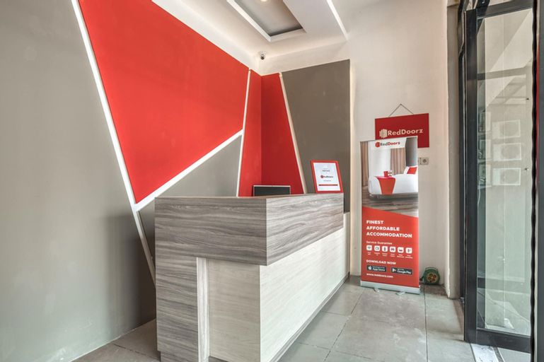 RedDoorz near Binus Anggrek 2, West Jakarta