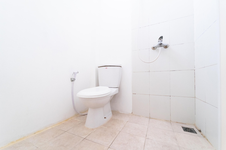 KoolKost near Ragunan Zoo (Minimum Stay 6 Nights), South Jakarta