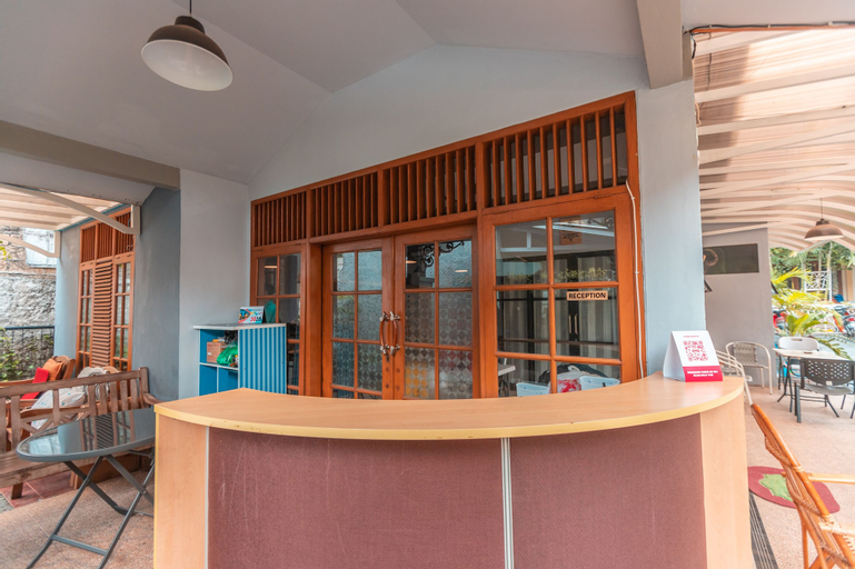 OYO 2229 Dolfie Residence, Depok