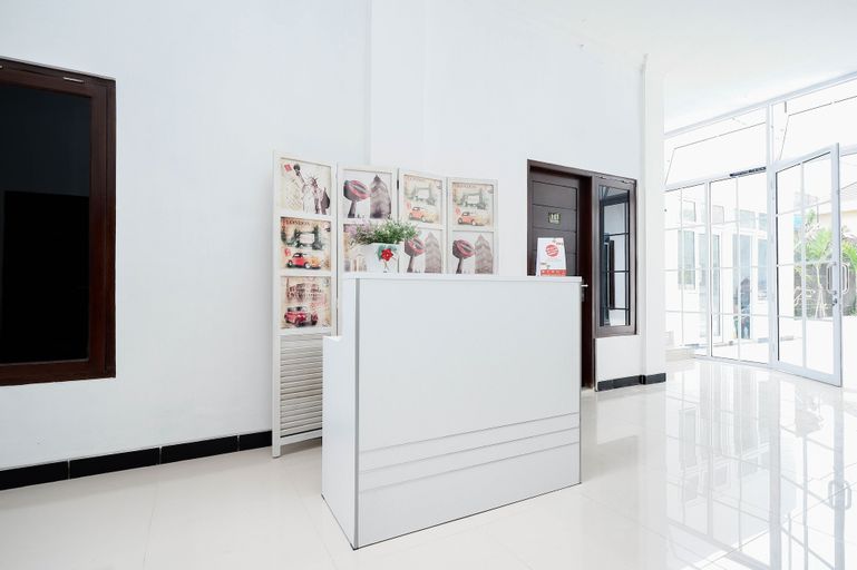 OYO 1611 Four D'Home, Solo