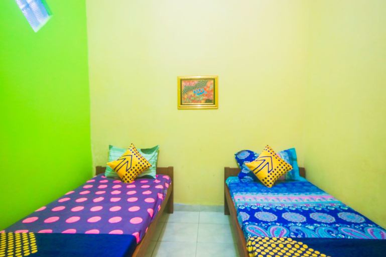 SPOT ON 2440 Wallet Family Residence Syariah, Lumajang