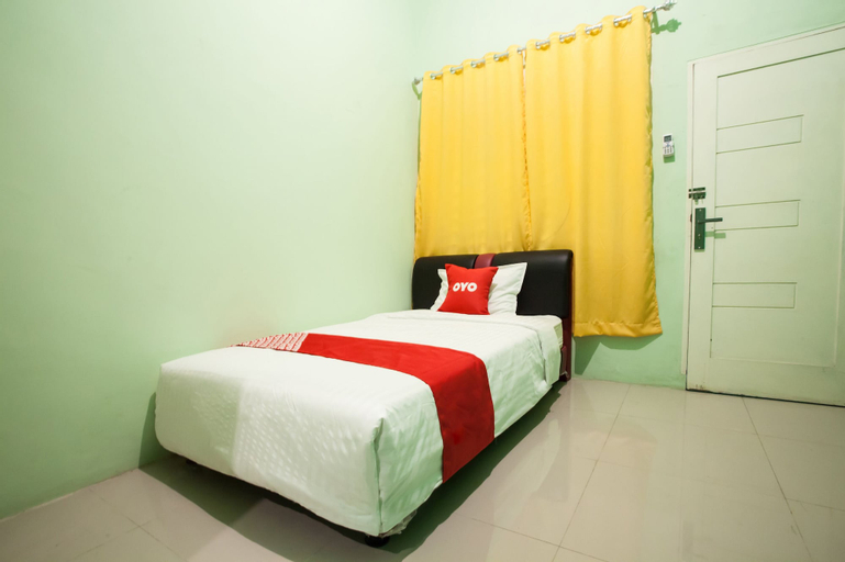 OYO 1733 Pocut Residence Syariah, Medan
