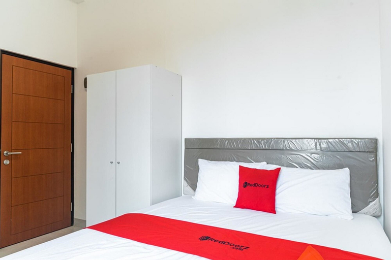 RedDoorz Plus @ EcoHome Citra Raya Tangerang, Tangerang