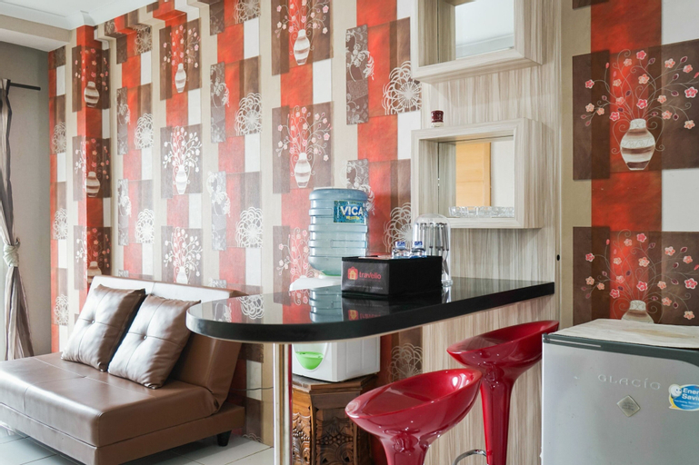 Simply Homey 2BR Signature Park Apartment By Travelio, South Jakarta