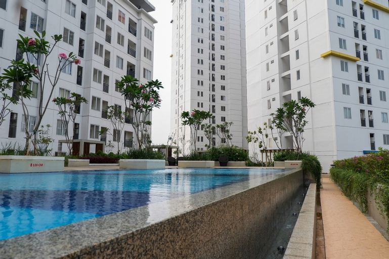 Fully Furnished with Cozy Design Studio Bassura City Apartment By Travelio, East Jakarta