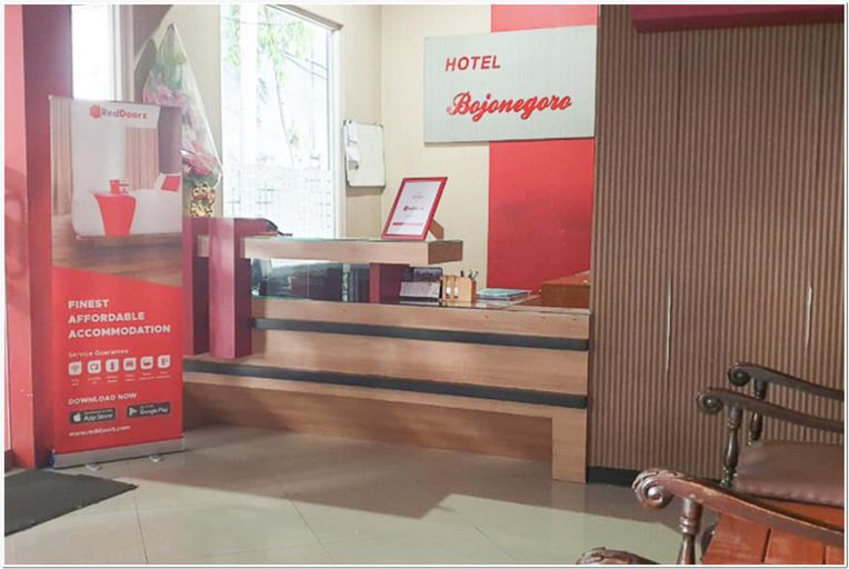 RedDoorz near Bojonegoro Train Station, Bojonegoro
