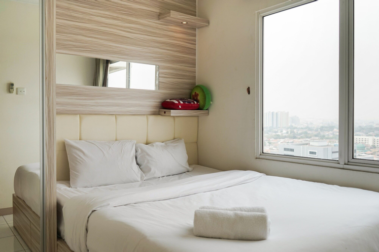 Simply Homey 2BR Signature Park Apartment By Travelio, South Jakarta