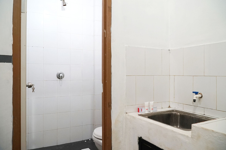 OYO 1861 Martha Guest House, Balikpapan