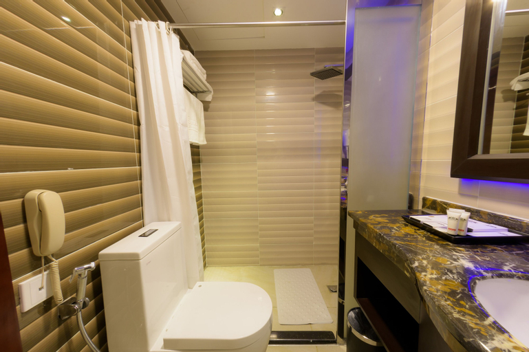 Bathroom 2