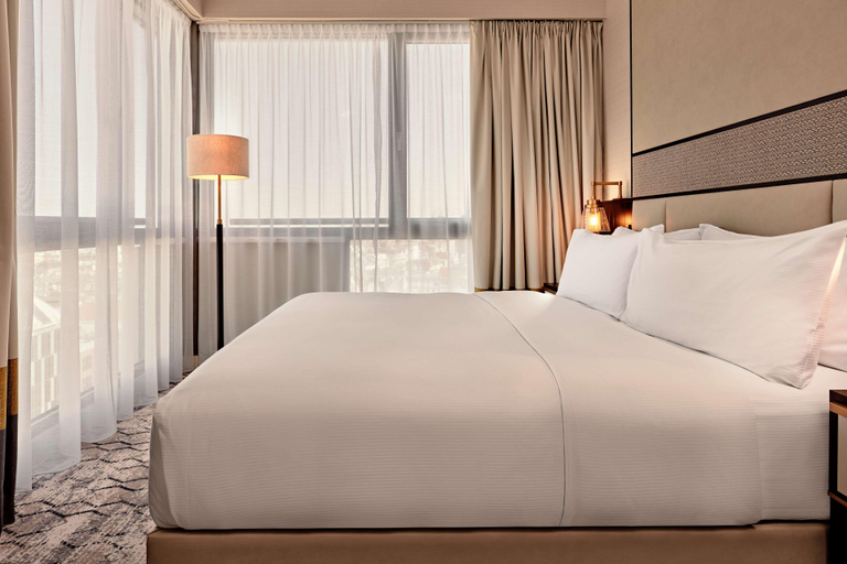 Bedroom 2, Hilton Vienna Park, Wien