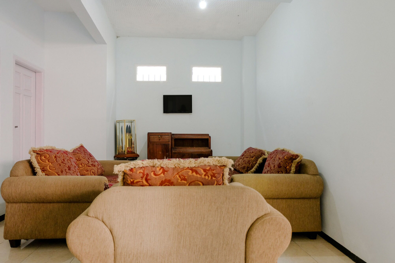 SPOT ON 1687 Griya Harmony Family Syariah, Malang