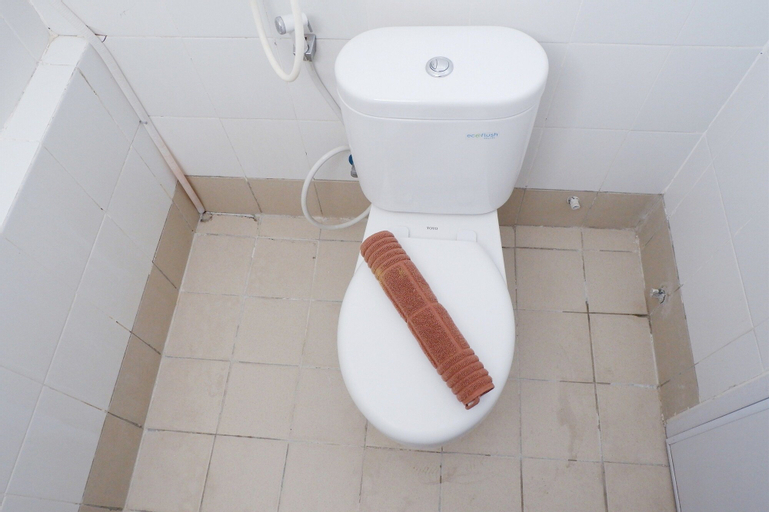 Cozy 2BR Bassura Apartment near Mall Bassura City By Travelio, East Jakarta