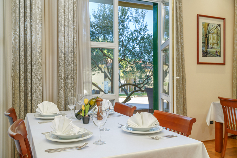 Others, Hotel Vrata Krke Sibenik, Šibenik