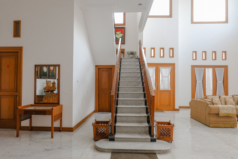 OYO 2295 Daffi Family Residence, Malang