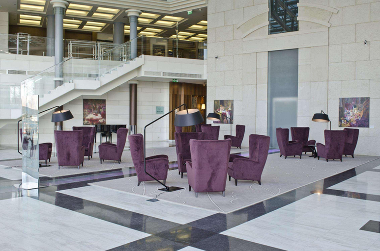 Public Area 4, Hilton Sofia, Stolichna