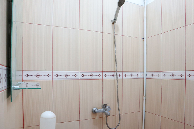 OYO 2202 Delima Guest House Syariah, Padang