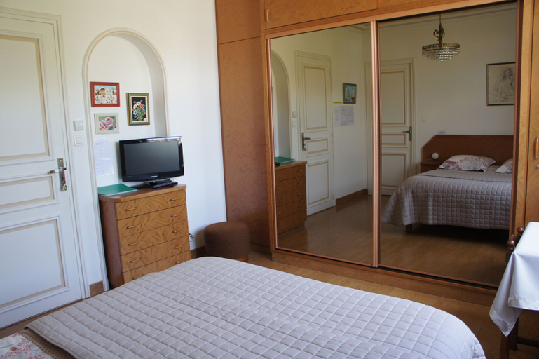 Bedroom 2, Chez Bernadou, Loire-Atlantique
