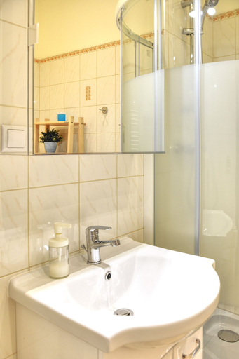 Bathroom 4, KrakowForRent Apartments - Main Square, Kraków City