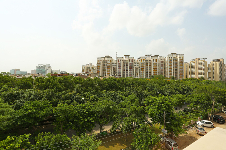 OYO 302 Maple Green, Gurgaon