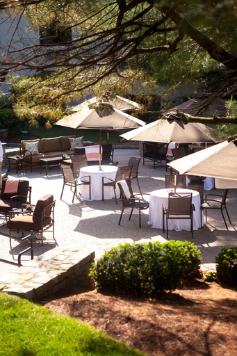 Exterior & Views 2, DoubleTree by Hilton Hotel Boston - Bedford Glen, Middlesex