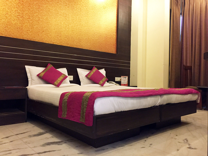 OYO 302 Maple Green, Gurgaon